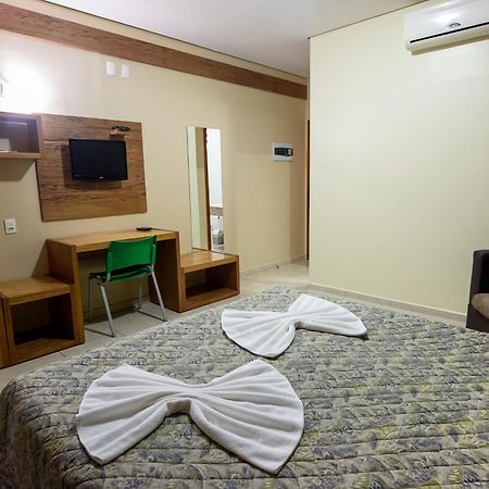 Prisma Plaza Hotel Taubaté Værelse billede