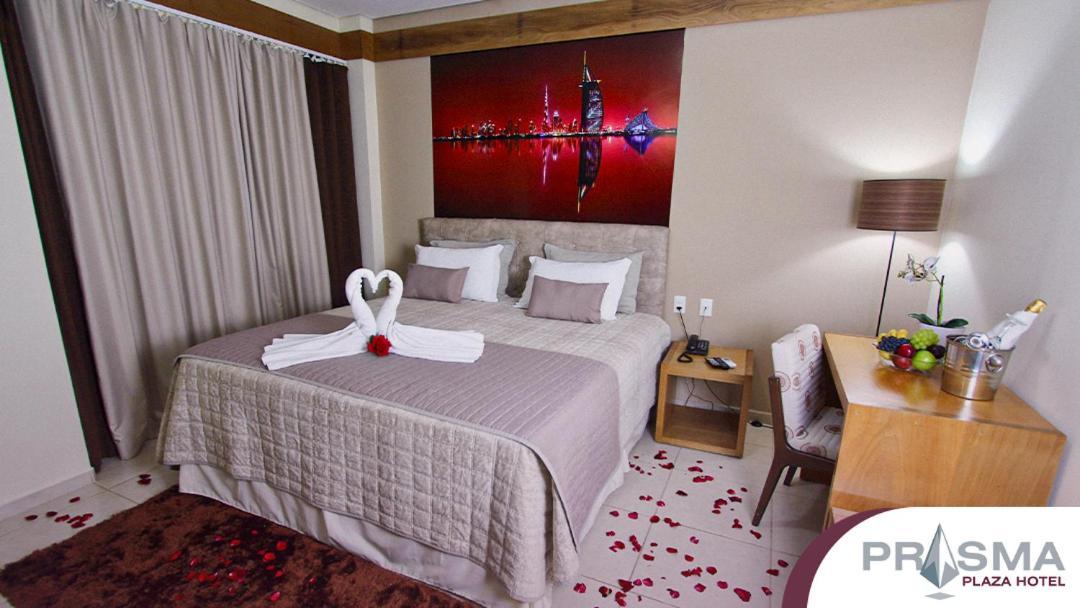 Prisma Plaza Hotel Taubaté Eksteriør billede